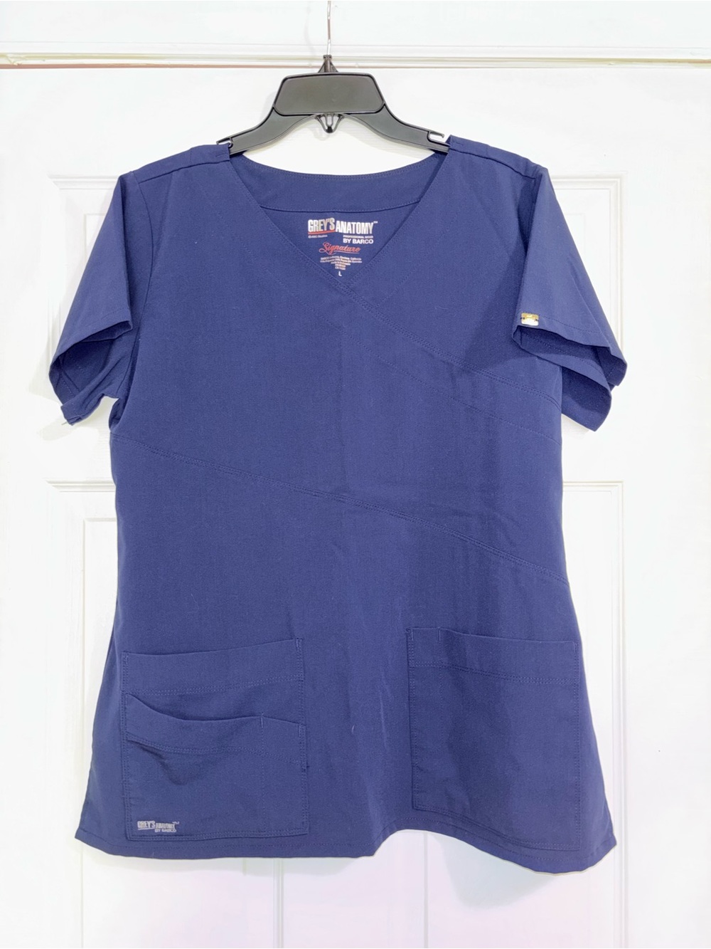 Grey’s Anatomy Signature Scrub Top Size Large